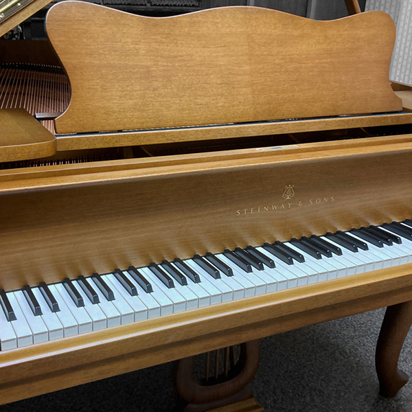 Đàn Grand Piano Steinway & Sons M 170 Brown