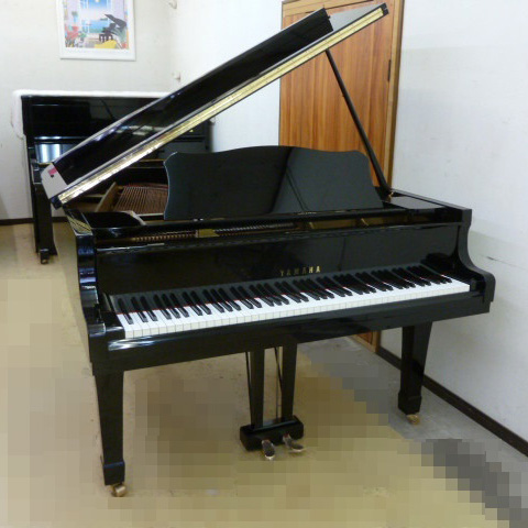 Đàn Grand Piano Yamaha G2E Serial 4110604