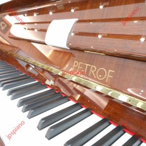 Đàn Piano Cơ Nhật PETROF Model P118-C1