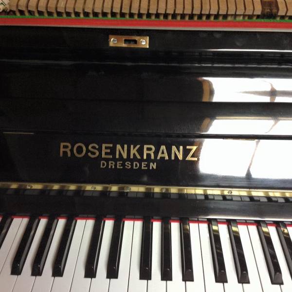 Đàn Piano Cơ Nhật Rosenkranz Dresden