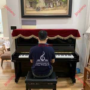 Piano Cơ Yamaha HQ300