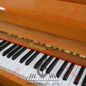 Đàn Piano Cơ Niemeyer 114RP