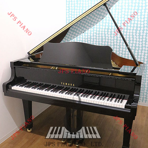 Đàn Grand Piano Yamaha G1E