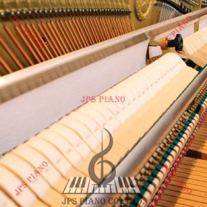 Đàn Piano Cơ Yamaha W100MC