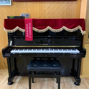 Đàn Piano Cơ Yamaha HQ300SXG (Hoàng Minh Giám – Cầu Giấy)